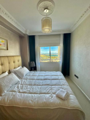 Apartment with Panoramic Views in city center of Tanger